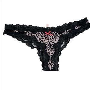 - Victoria’s Secret gently worn lacy thong